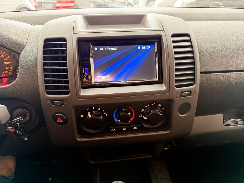 NISSAN FRONTIER