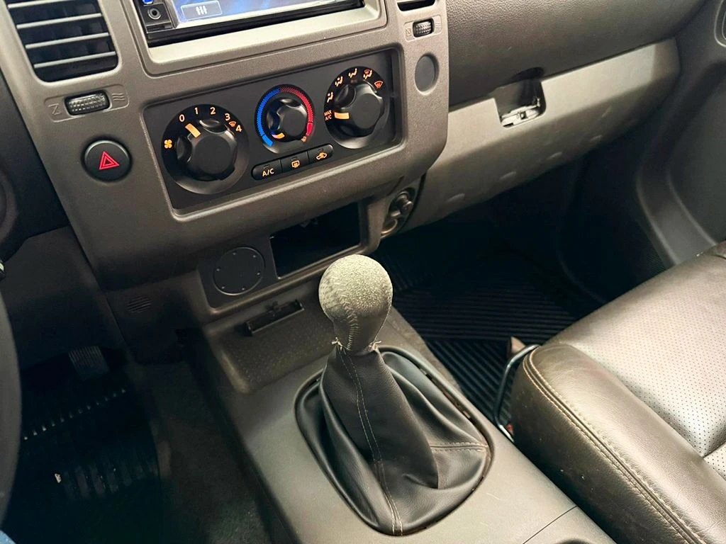 NISSAN FRONTIER