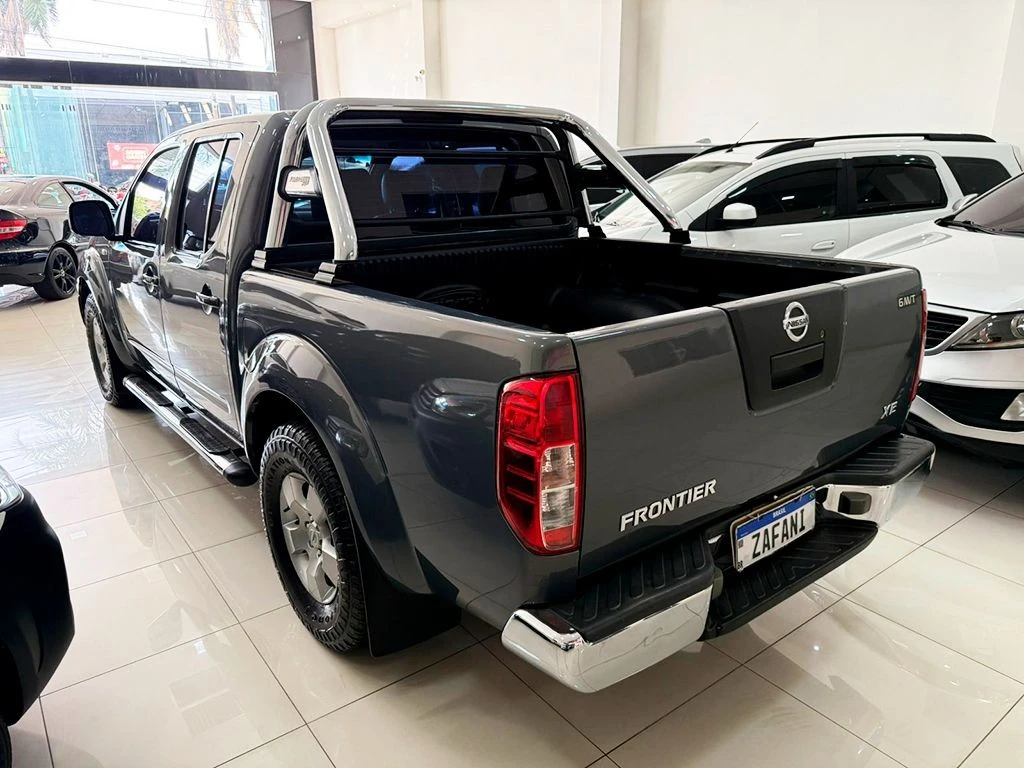 NISSAN FRONTIER
