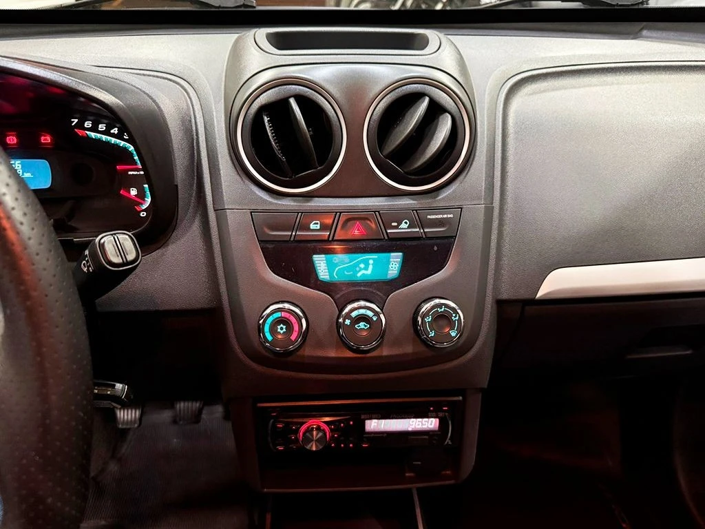 CHEVROLET MONTANA