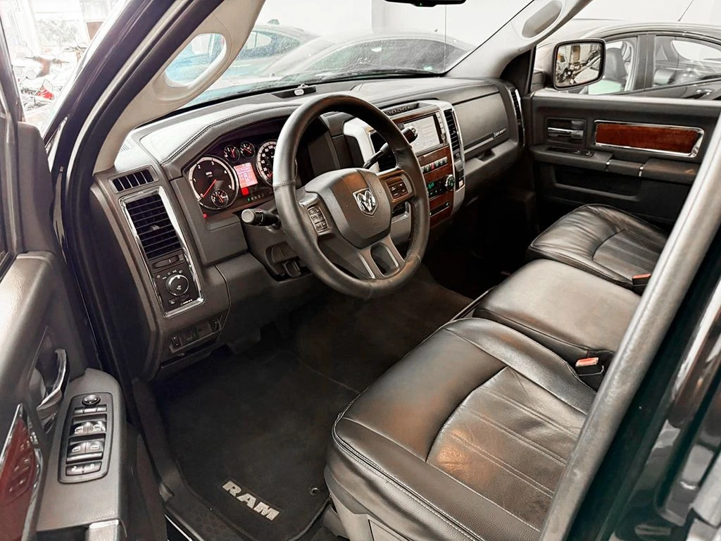 DODGE RAM
