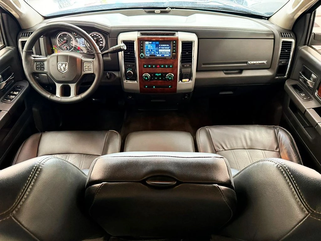 DODGE RAM
