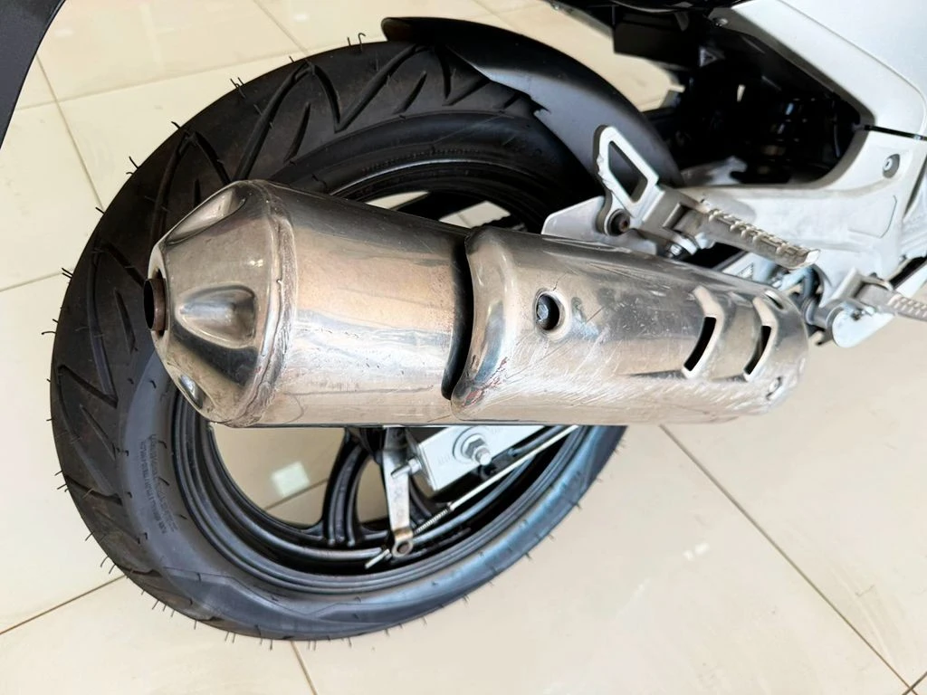 YAMAHA FAZER YS 250