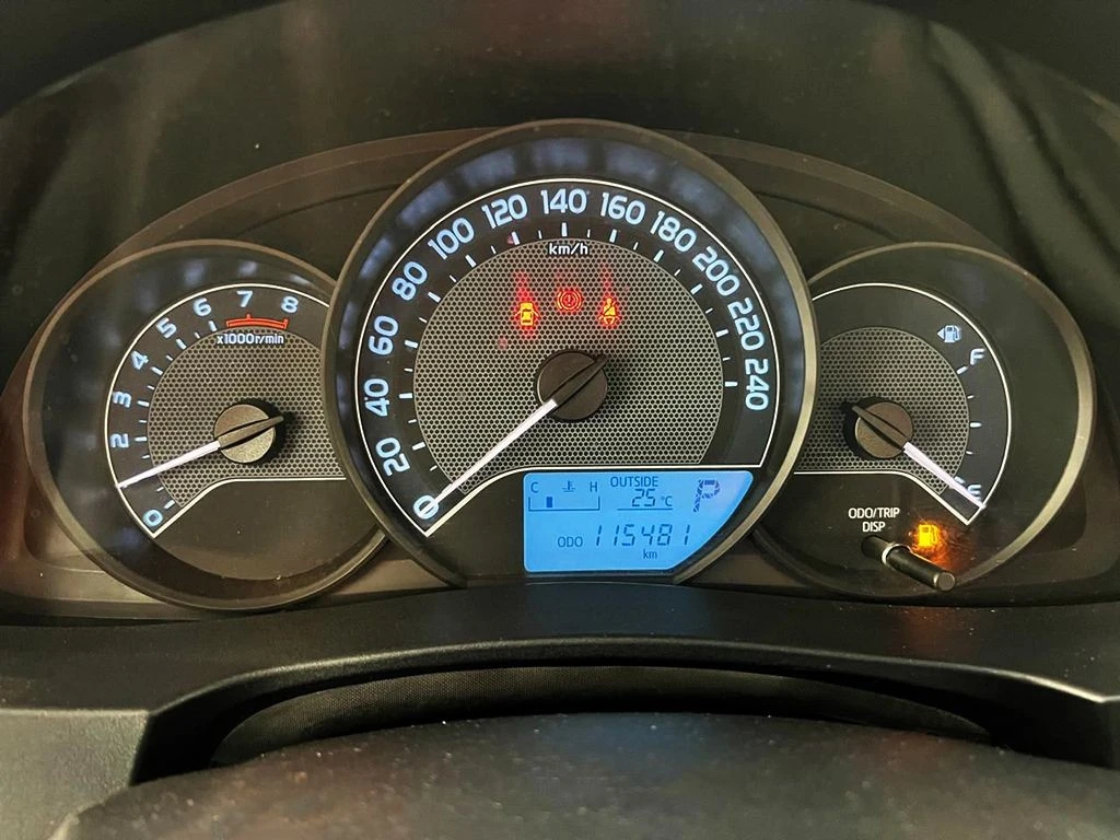 TOYOTA COROLLA