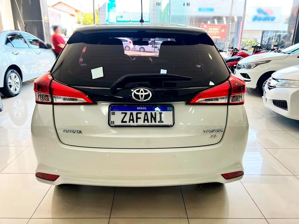 TOYOTA YARIS