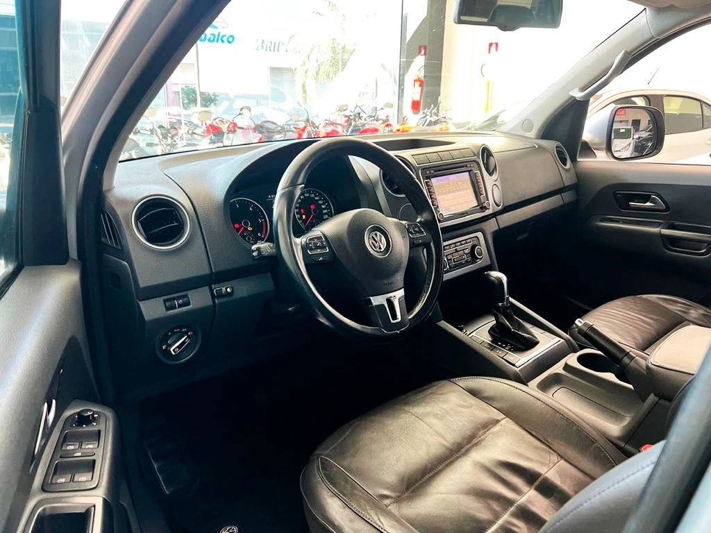 VOLKSWAGEN AMAROK