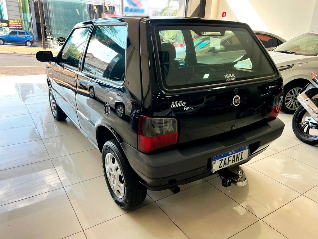 FIAT UNO