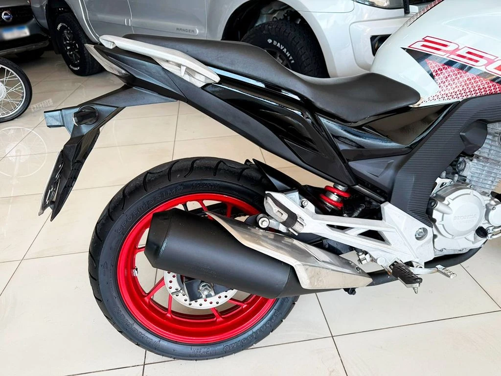 HONDA CB 250F TWISTER ABS