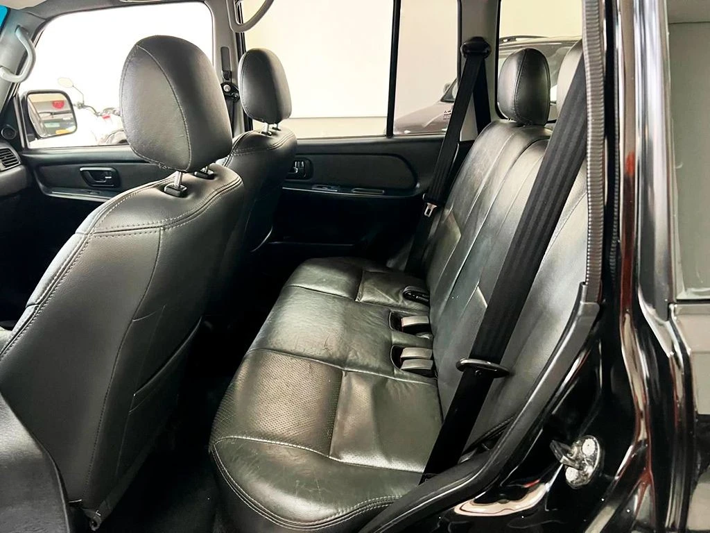 MITSUBISHI PAJERO TR4