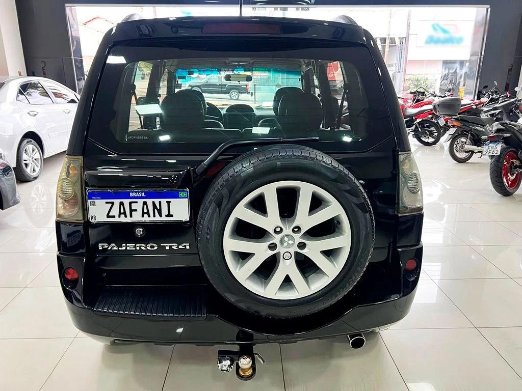 MITSUBISHI PAJERO TR4