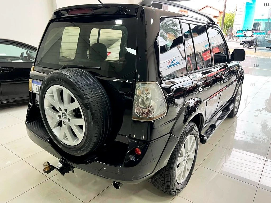 MITSUBISHI PAJERO TR4