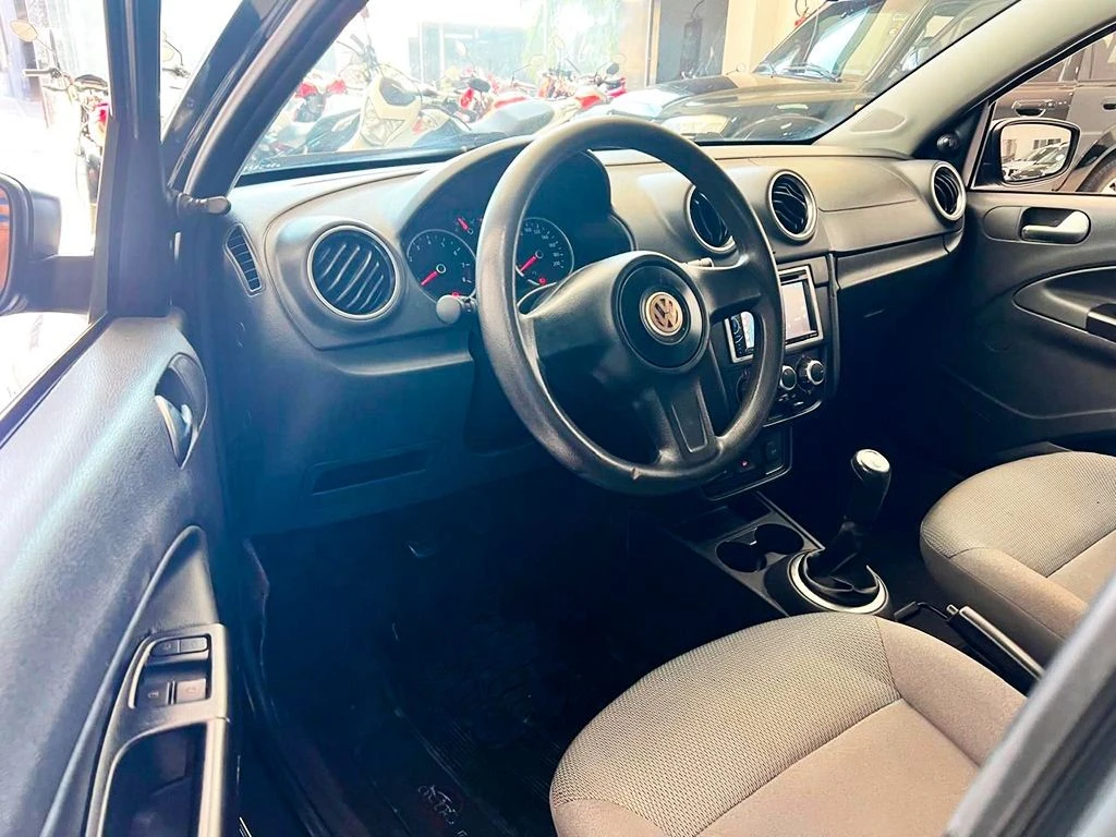 VOLKSWAGEN GOL