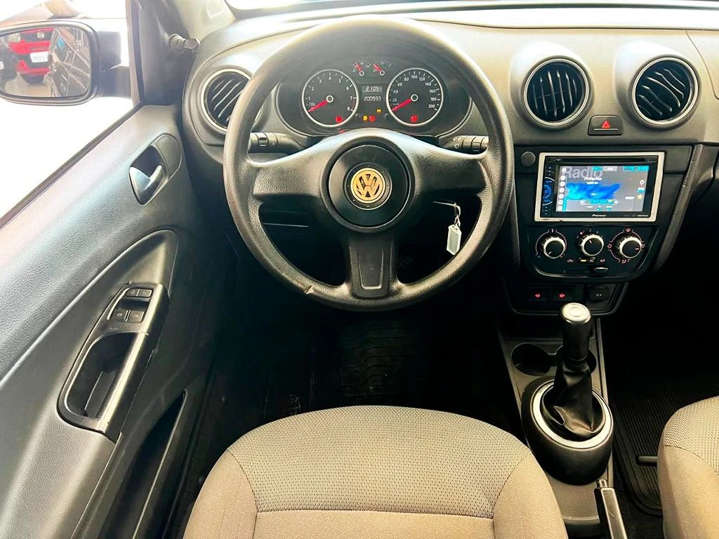 VOLKSWAGEN GOL