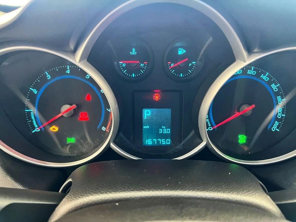CHEVROLET CRUZE