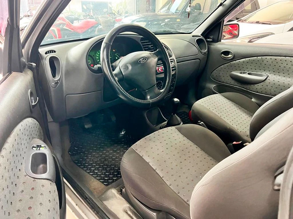 FORD COURIER