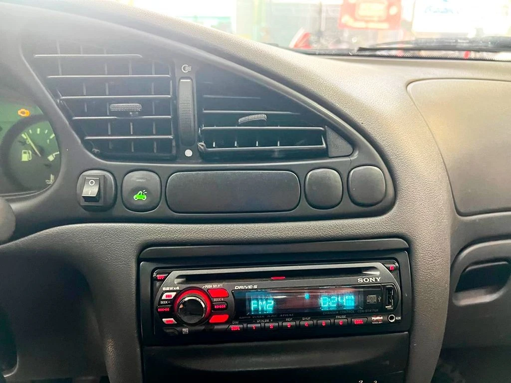 FORD COURIER