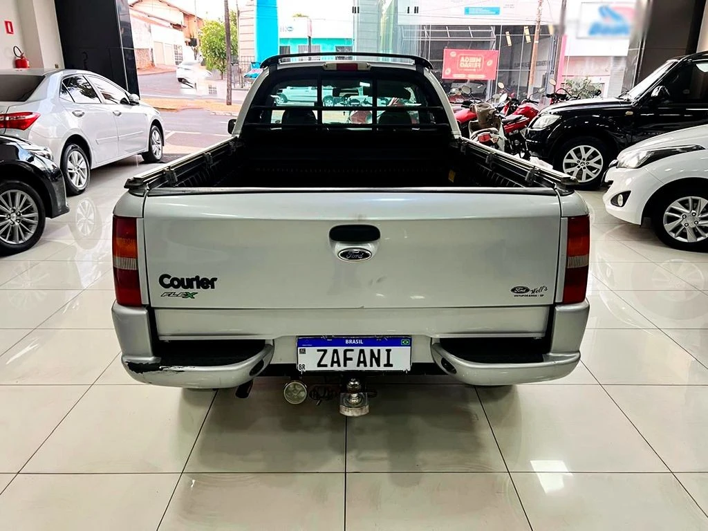 FORD COURIER