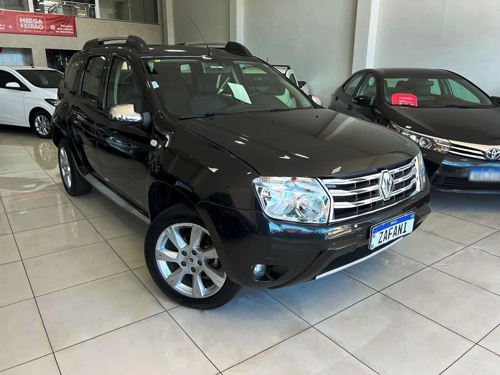 RENAULT DUSTER