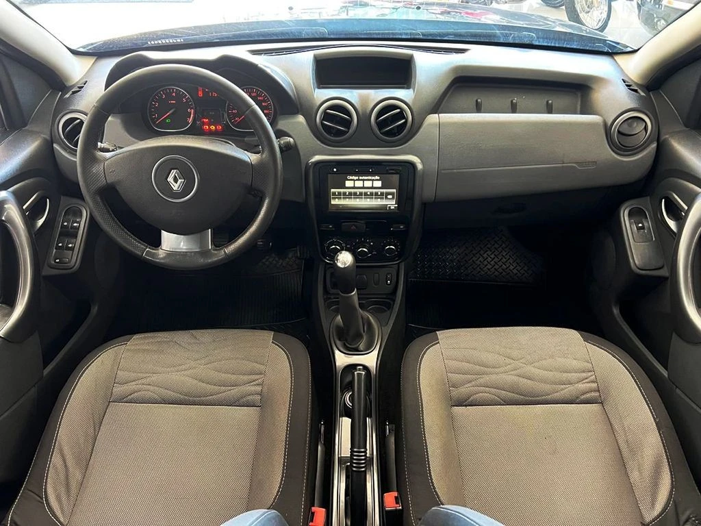 RENAULT DUSTER