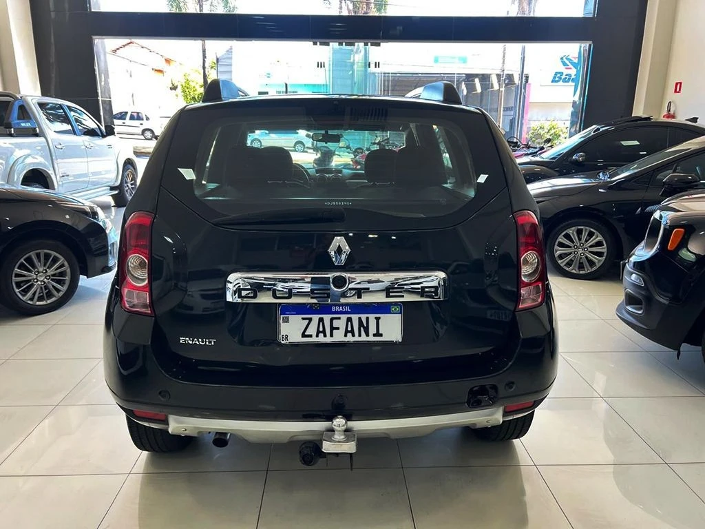 RENAULT DUSTER