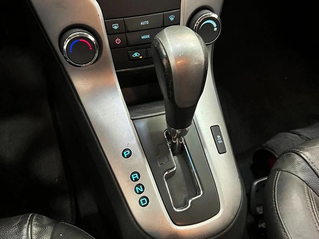 CHEVROLET CRUZE