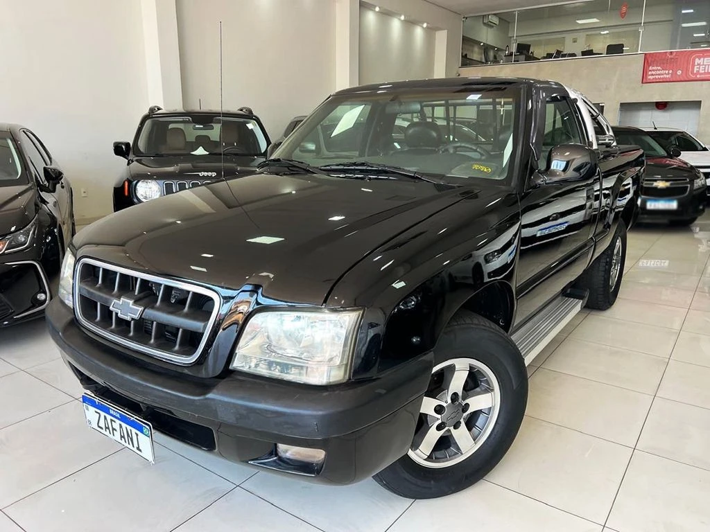 CHEVROLET S10