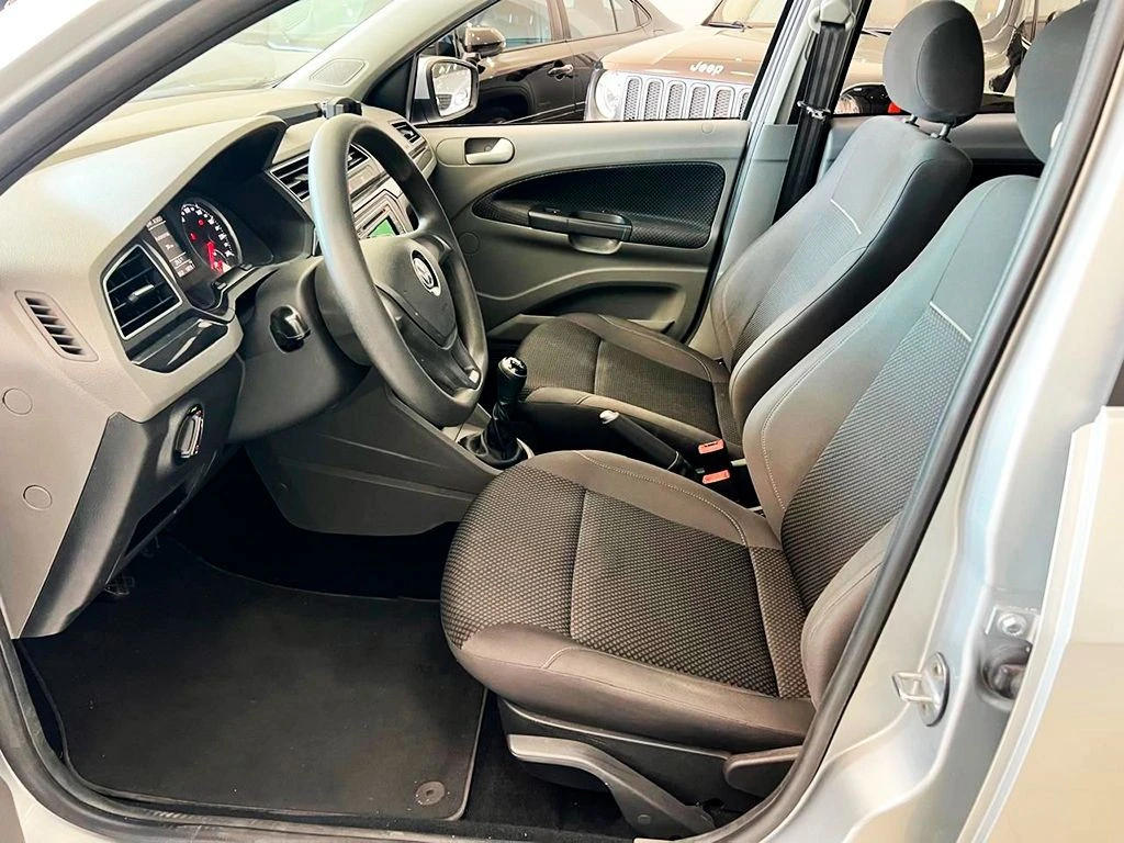 VOLKSWAGEN VOYAGE
