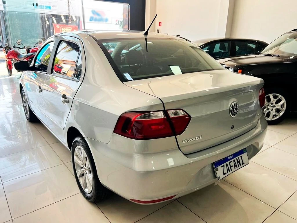VOLKSWAGEN VOYAGE