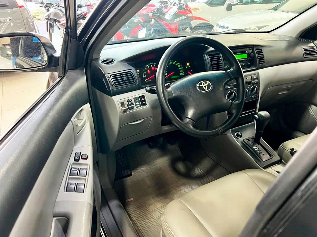 TOYOTA COROLLA