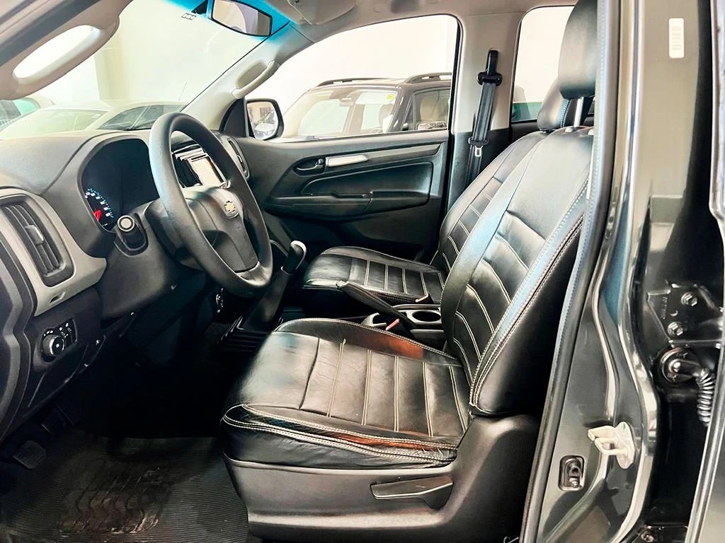 CHEVROLET S10