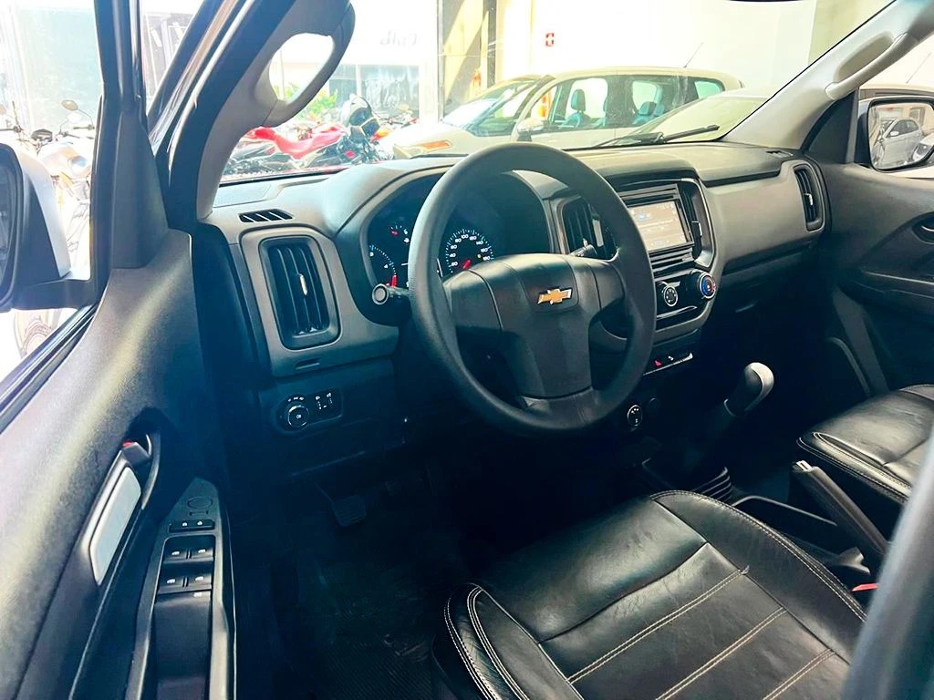 CHEVROLET S10