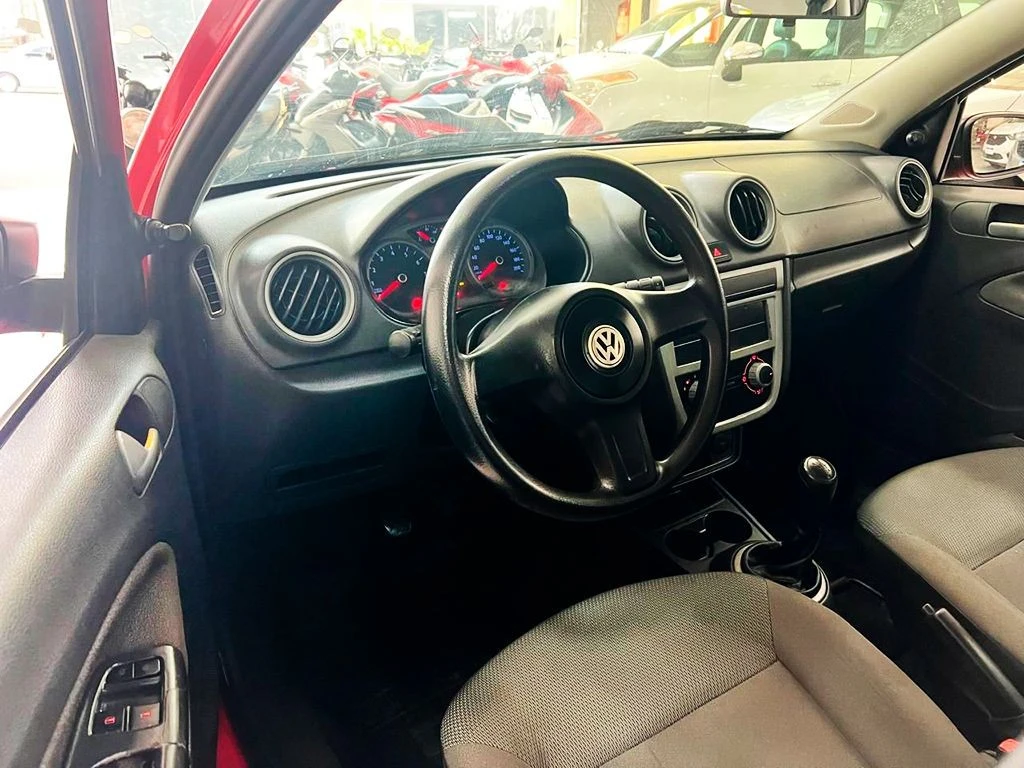 VOLKSWAGEN GOL