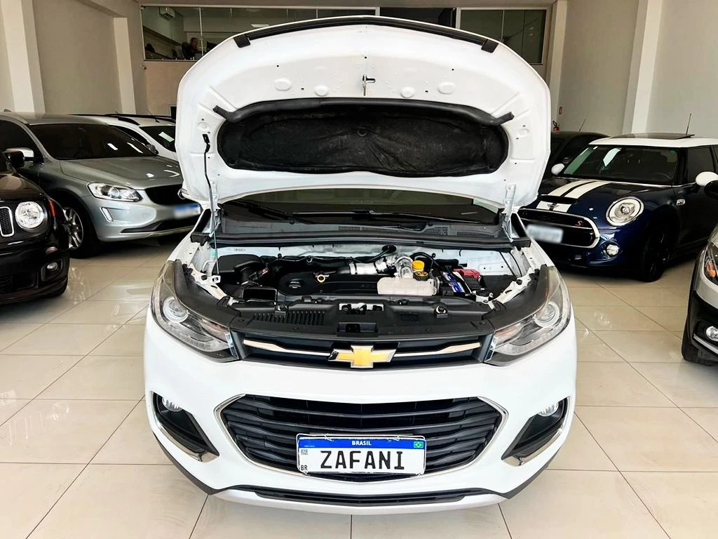 CHEVROLET TRACKER