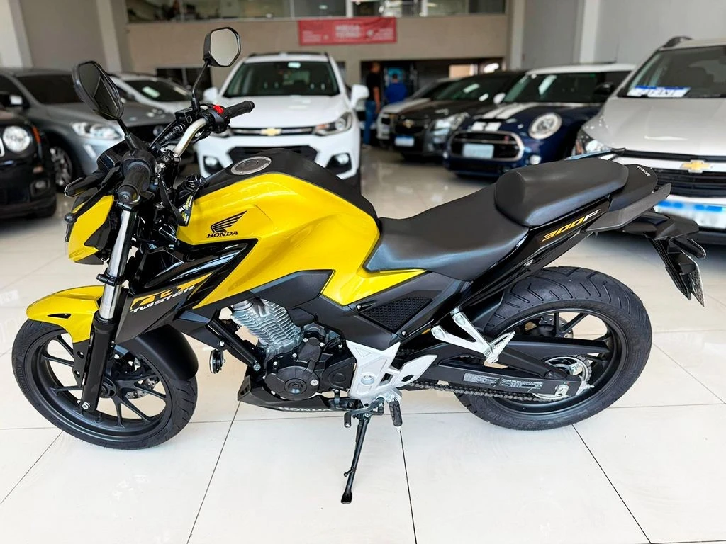HONDA CB 300F TWISTER ABS