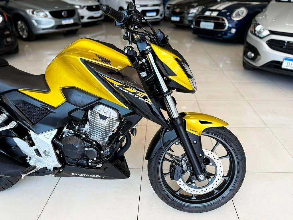 HONDA CB 300F TWISTER ABS