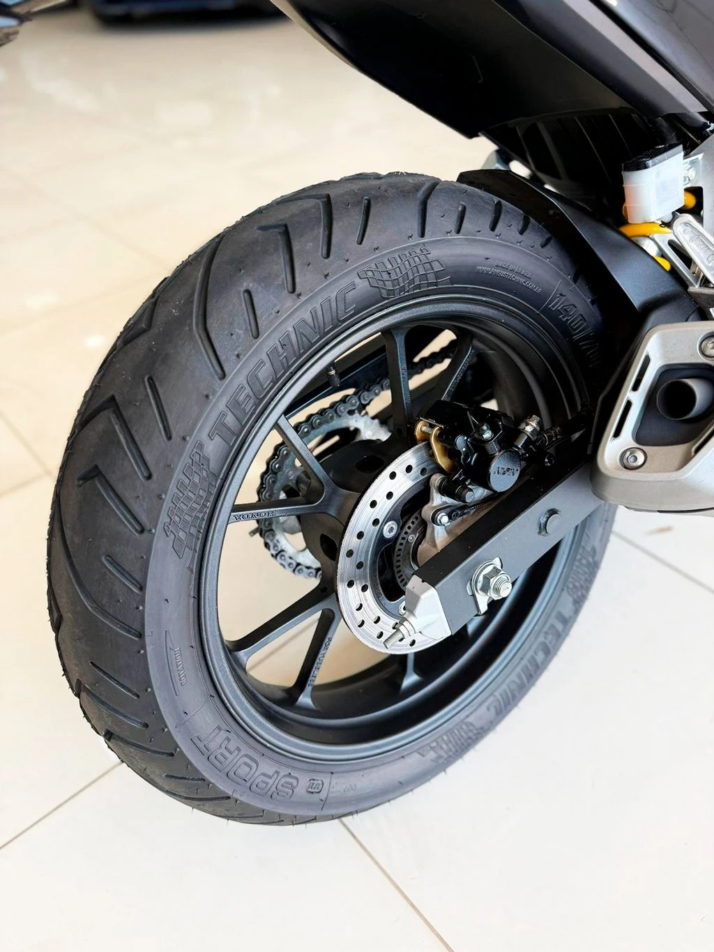 HONDA CB 300F TWISTER ABS