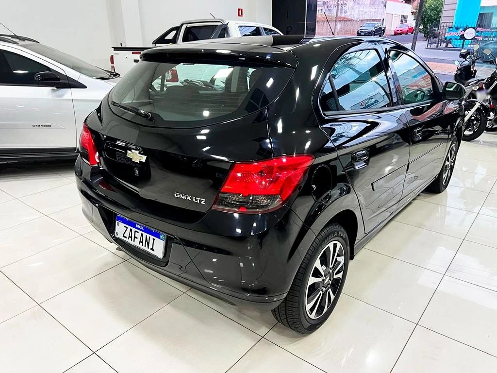 CHEVROLET ONIX