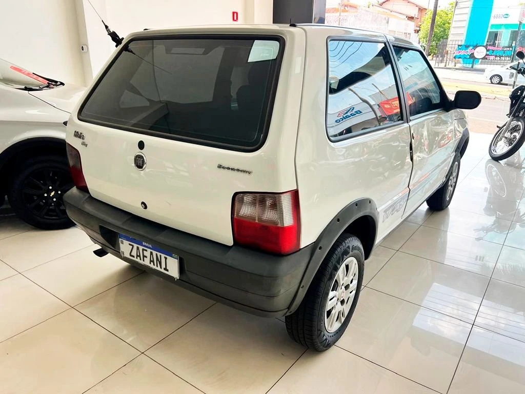 FIAT UNO