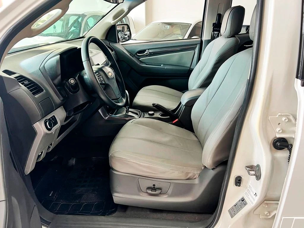 CHEVROLET S10