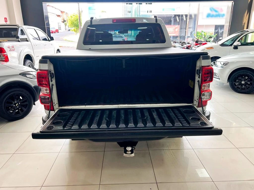 CHEVROLET S10