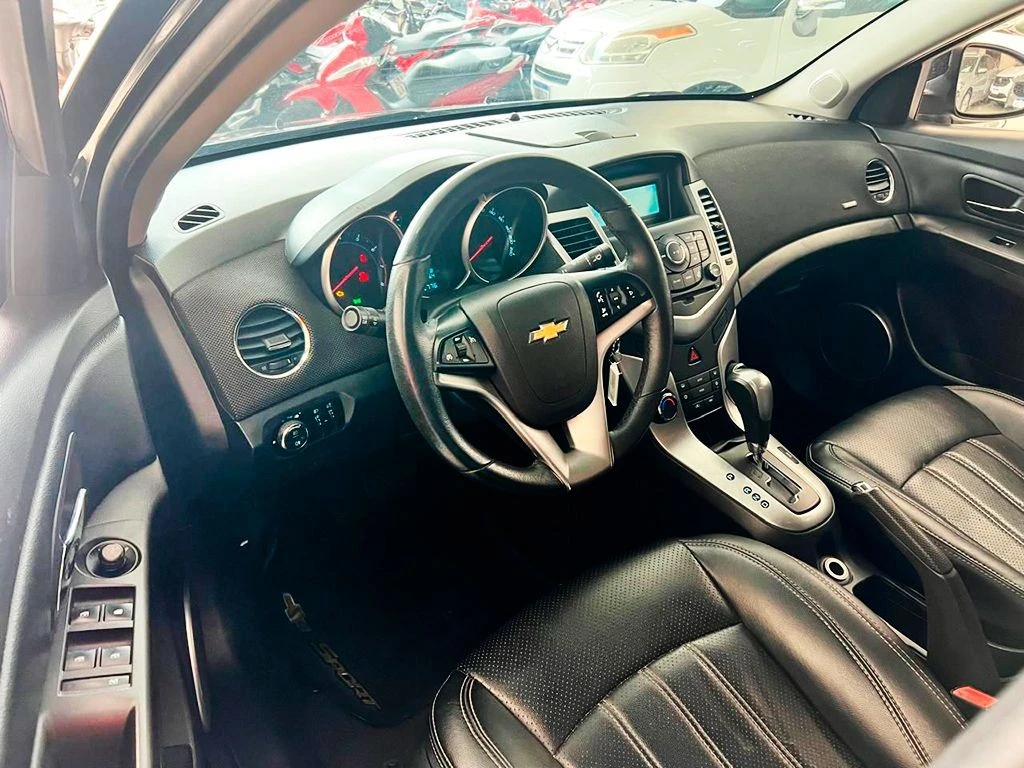 CHEVROLET CRUZE