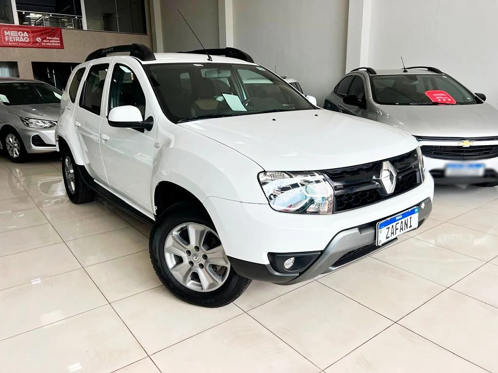 RENAULT DUSTER