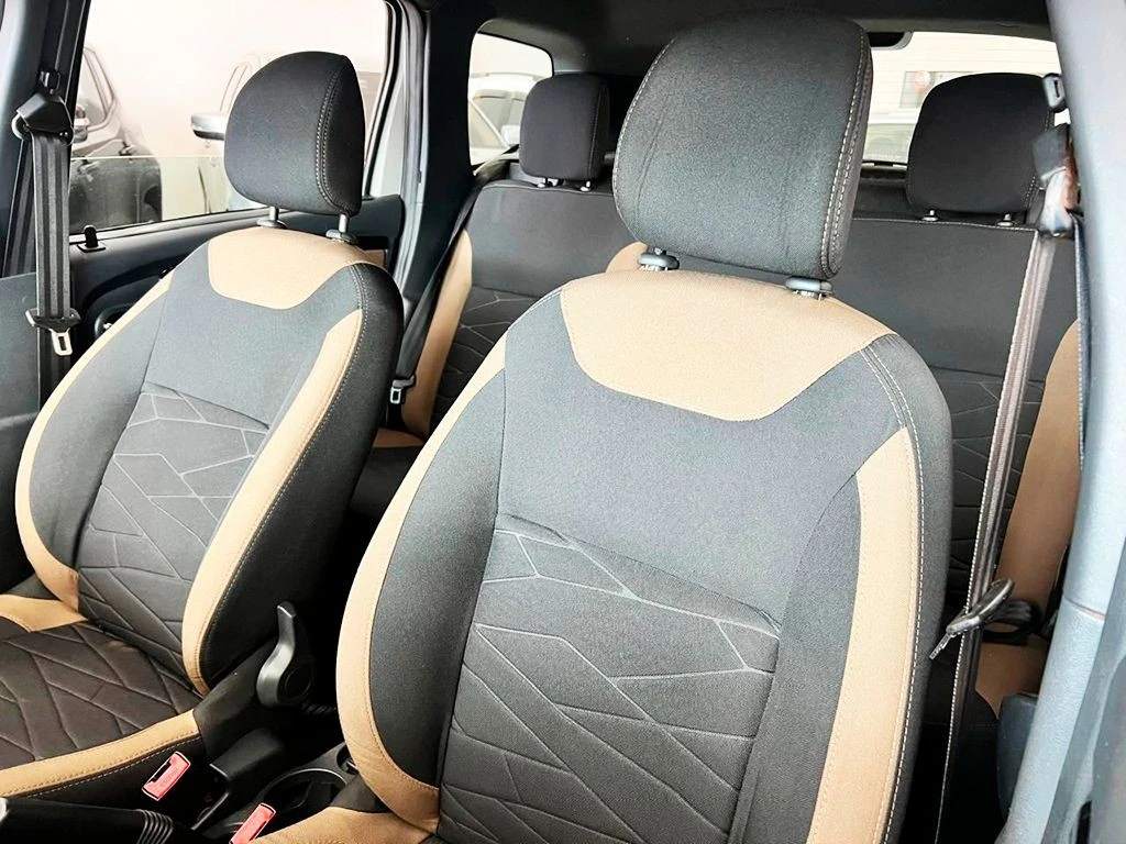 RENAULT DUSTER