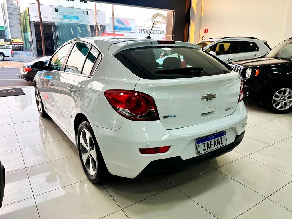 CHEVROLET CRUZE