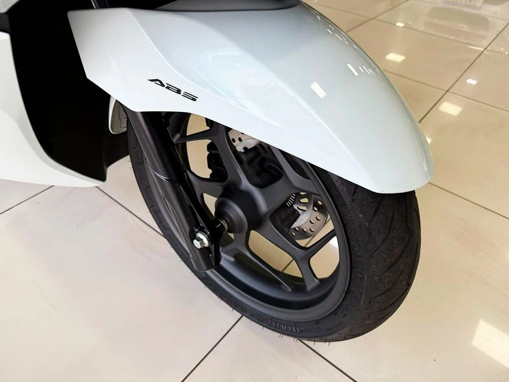 HONDA PCX DLX