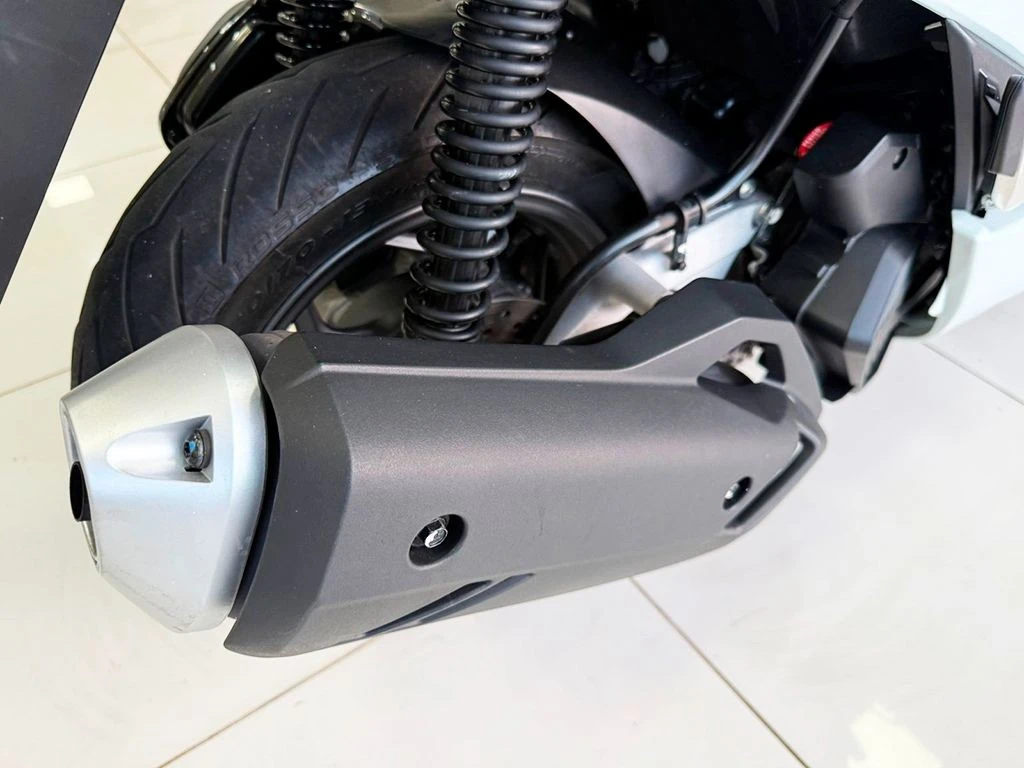 HONDA PCX DLX