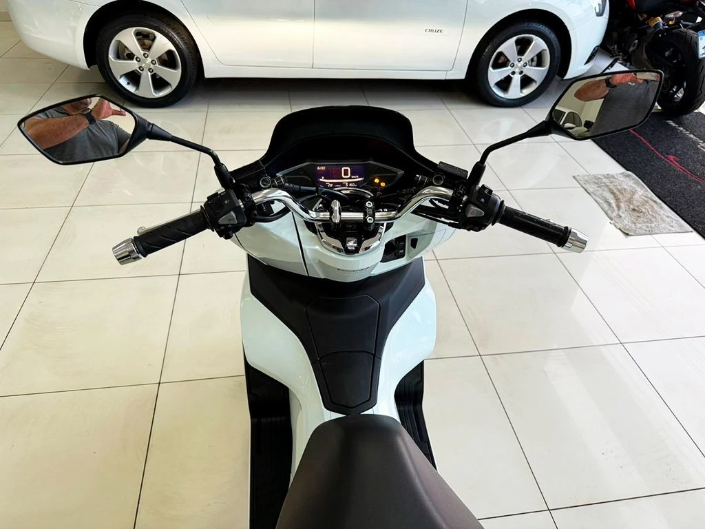 HONDA PCX DLX