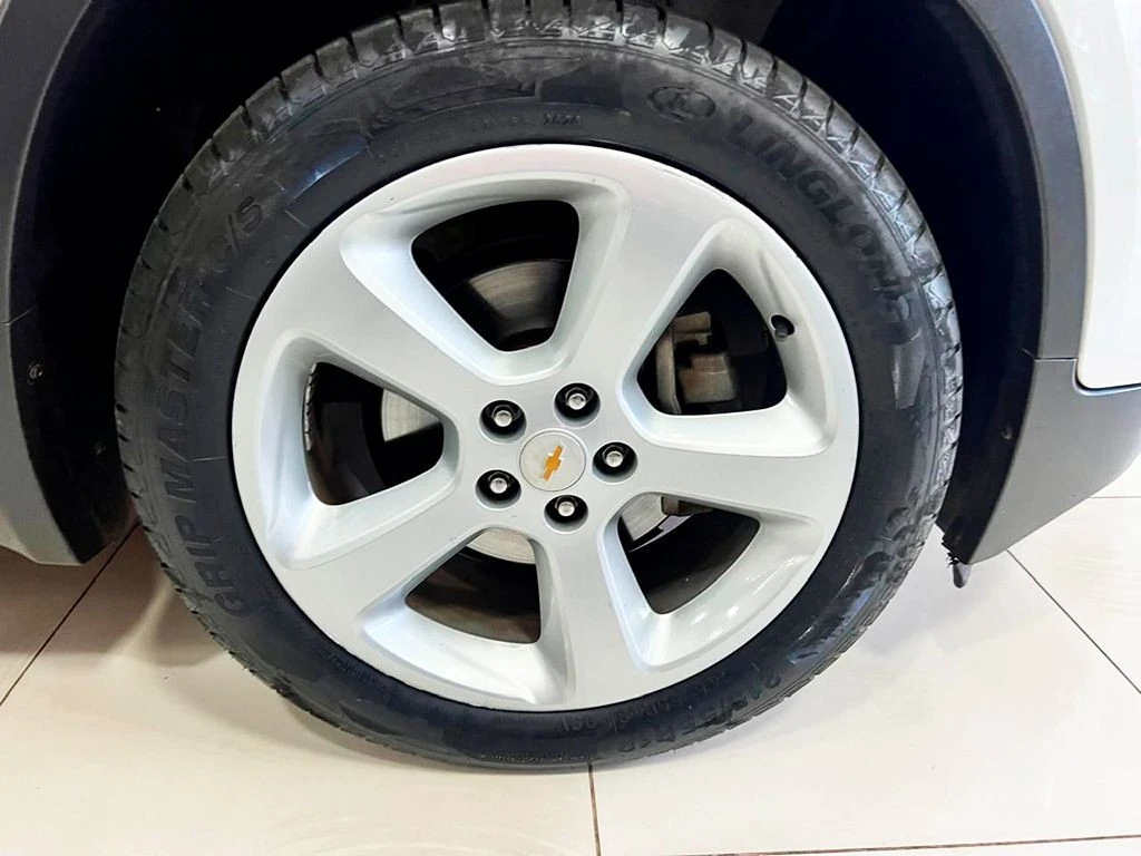 CHEVROLET TRACKER