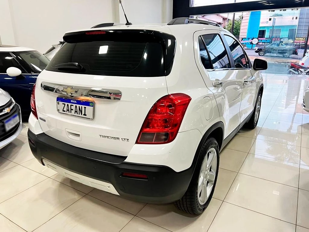 CHEVROLET TRACKER