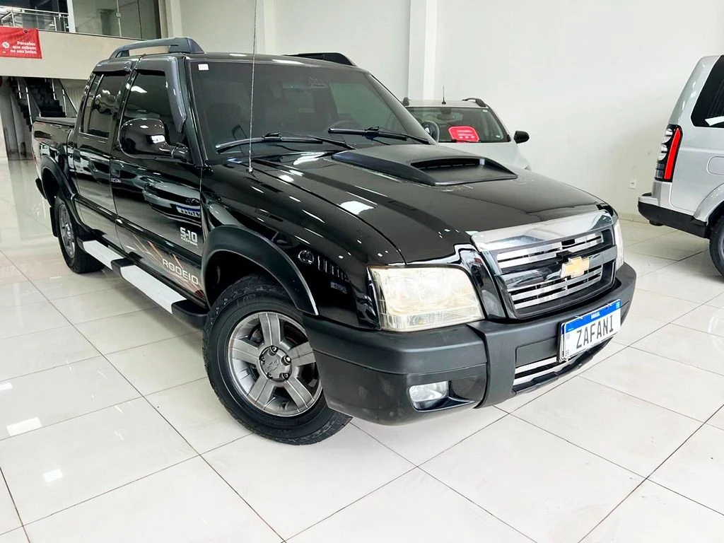 CHEVROLET S10